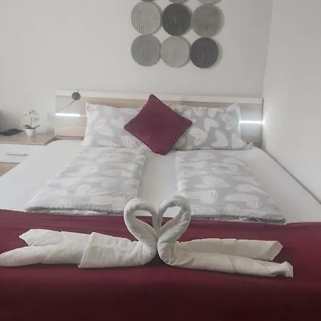Panda Rooms Marburg Zimmer foto