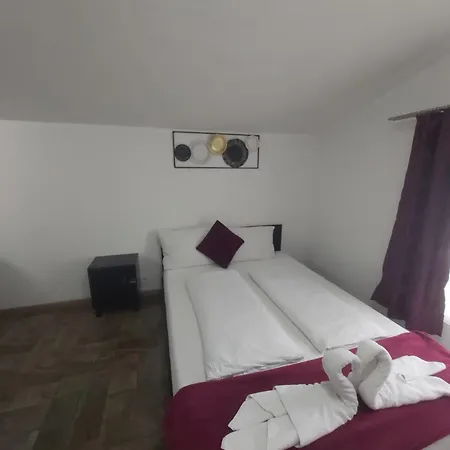 Panda Rooms Marburg Exterior foto