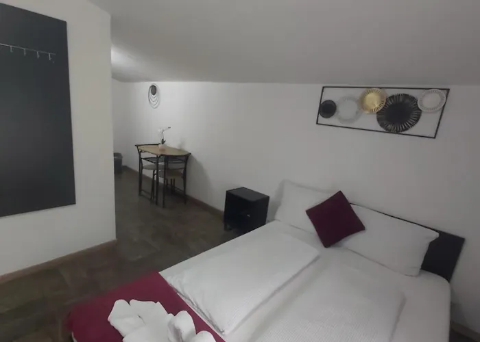 Panda Rooms
