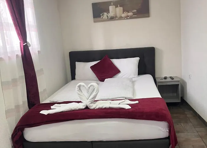 Panda Rooms